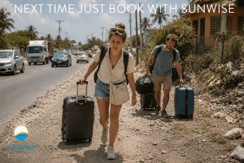 Reizigers met koffers bij aankomst voor een vakantieverblijf op Bonaire