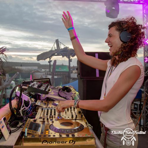 DJ Myrte Hiss at Electric Tribe Festival Bonaire