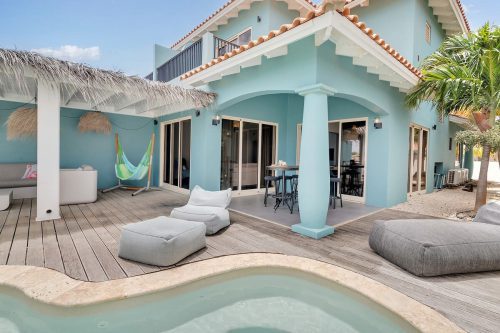 Casa Pimienta with private pool on the water of the Laguna Marina