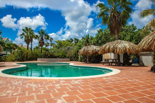 Caribbean Court Good Vibes aan het water van de Laguna Marina