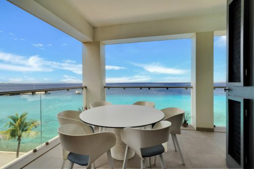Terramar Heros penthouse with frontal sea view on the boulevard