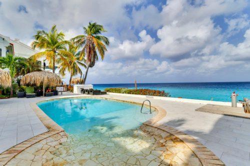 Belmar Oceanfront Apartment 15 with stunning sea views and refreshing shared pool