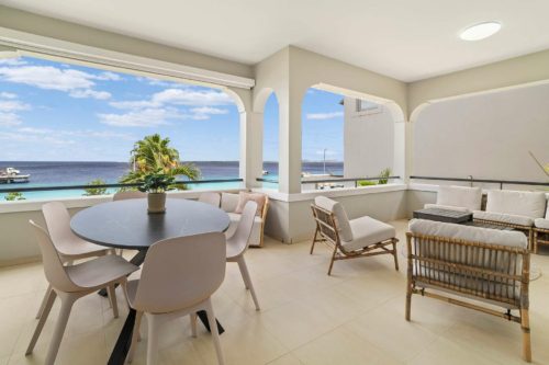 The Shores 3 with ocean views and a lovely refreshing shared pool