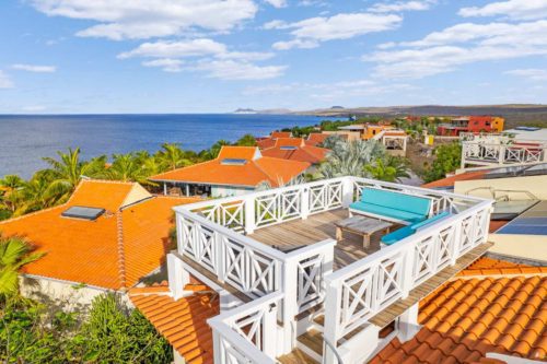 Caribbean Club 111 Parrots Perch on a small-scale resort with beautiful views
